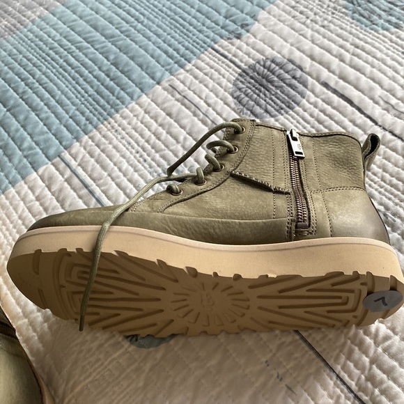 UGG leather boots - Picture 6 of 8